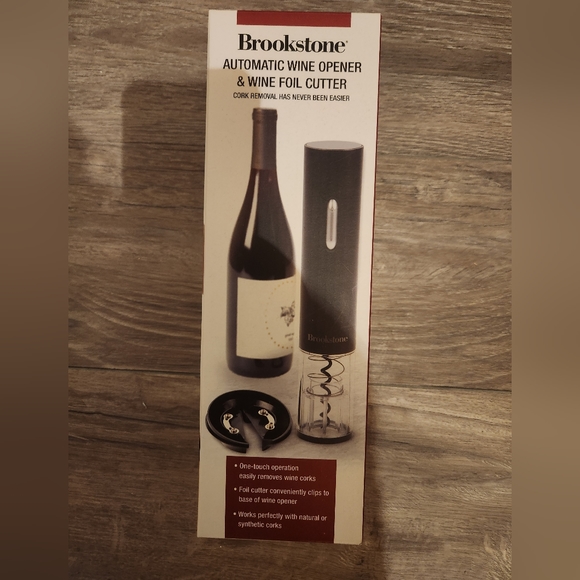 NIB AUTOMATIC WINE OPENER & WINE FOIL CUTTER - Picture 5 of 5